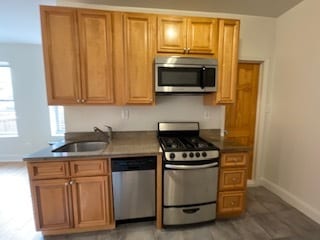 Interior Photo - 170-172 Spring Street