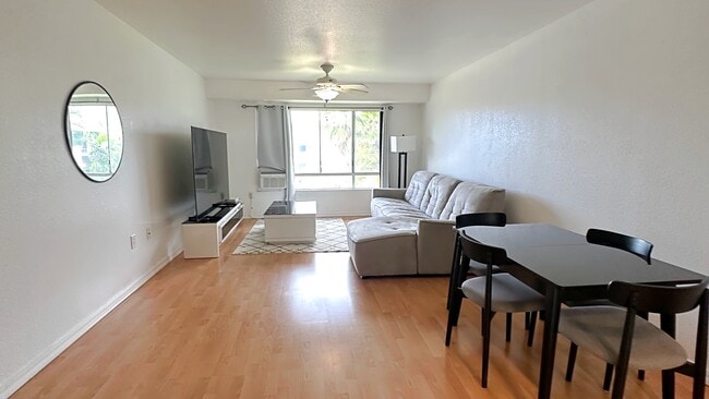 Spacious Living Room - 91-1058 Kekuilani Loop