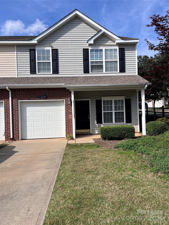 Primary Photo - 12204 Royal Castle Ct