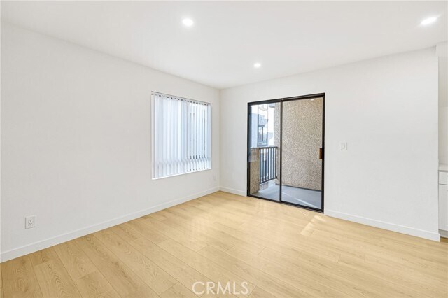 Building Photo - 463 Vine St