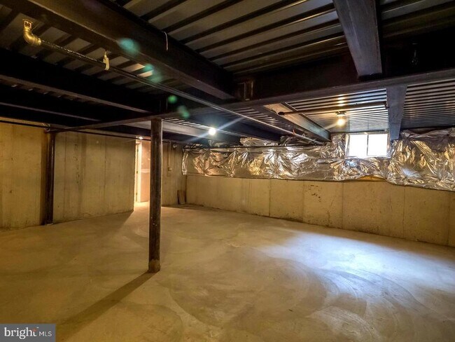 Building Photo - 7701 Croom Rd