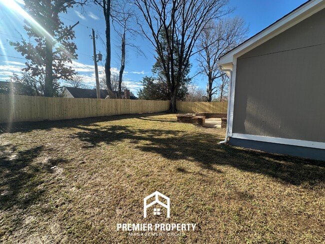 Building Photo - 6577 Beaverlodge Dr