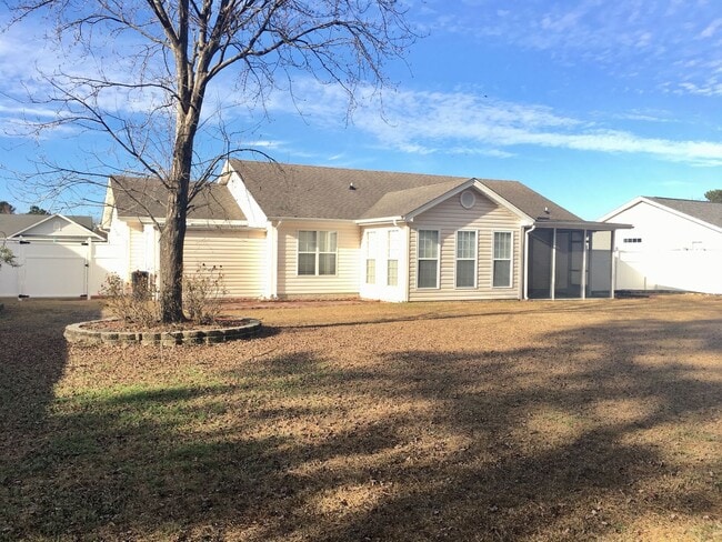 Building Photo - Coming Soon! 4 Bedroom 2 Bathroom Home