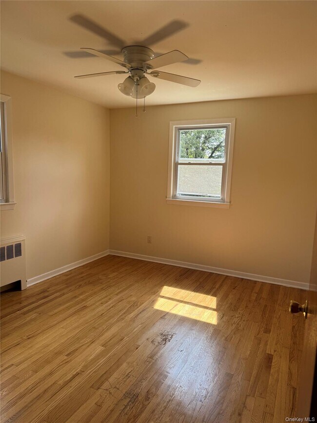 Building Photo - 52 Engelke Ave