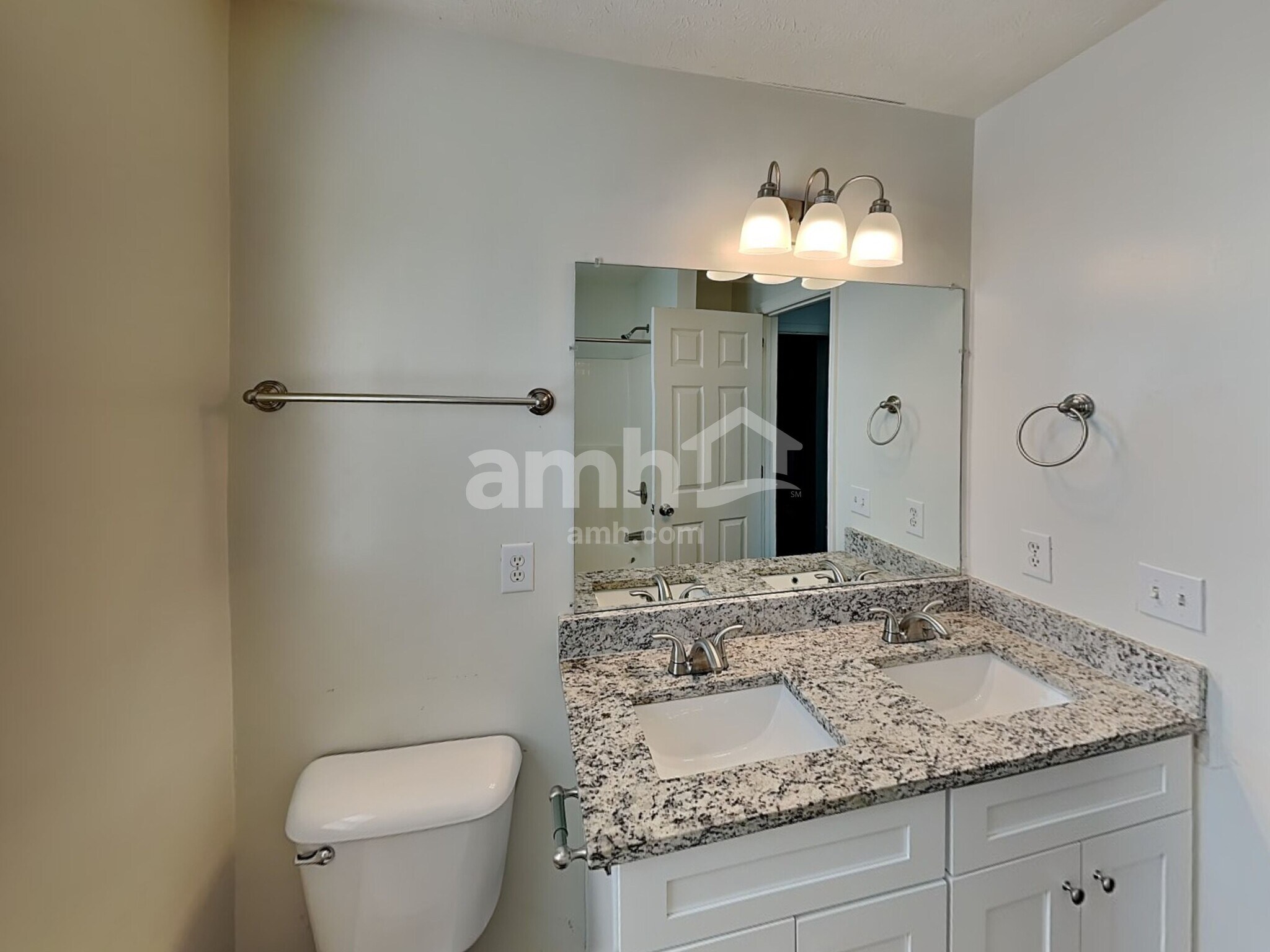 Building Photo - 3408 Ravenel Ct