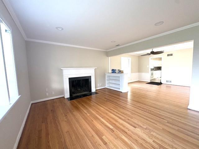 Building Photo - 7525 Wentwood Dr