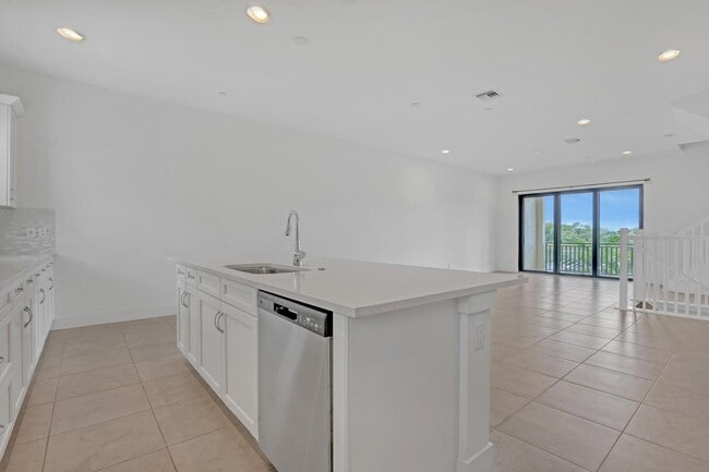 Building Photo - 12643 Machiavelli Way