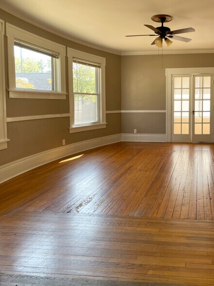 Dining room - 329 N North St