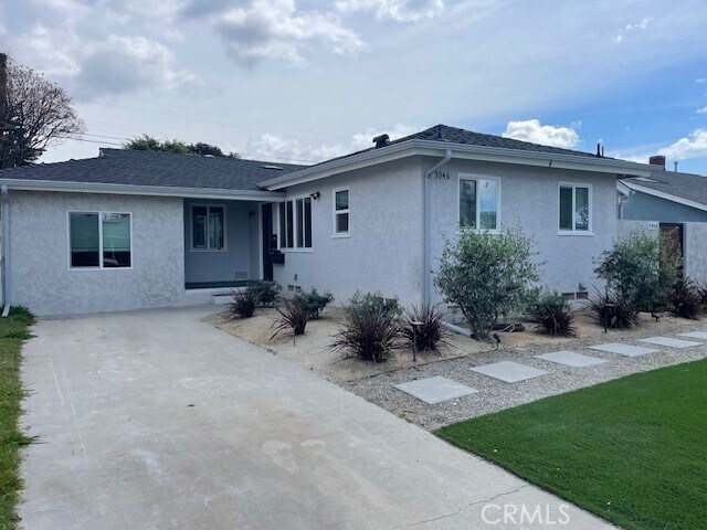 Building Photo - 5946 Dagwood Ave