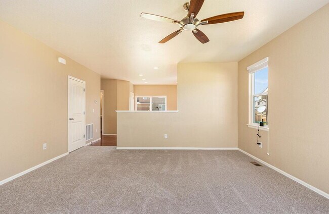 Building Photo - Beautiful 4 Bed 2.5 Bath with 2 Car Garage Home with Fenced Backyard in High Point at DIA!