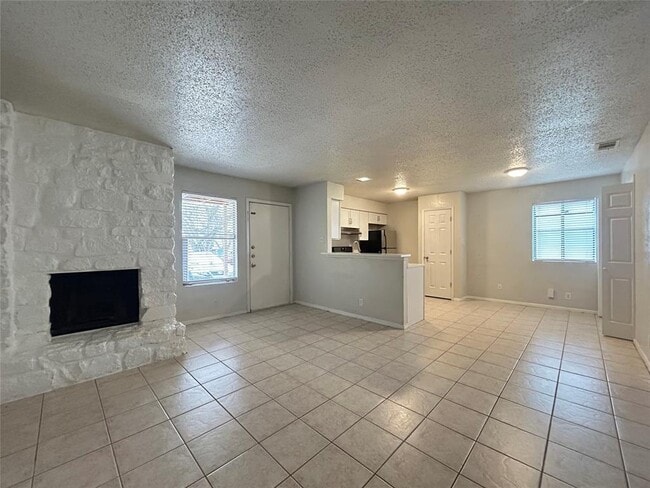 Building Photo - 2300 Cedrick Cove