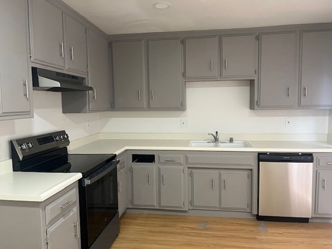 Building Photo - 1200 McDonald Way