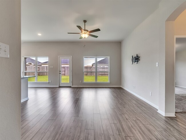 Building Photo - 8216 Tourmaline Wy