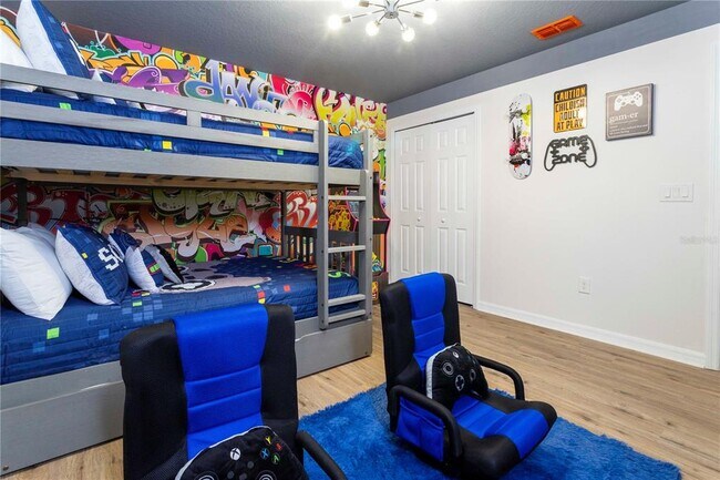 Building Photo - 650 Las Fuentes Dr