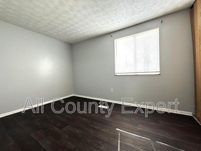 Building Photo - 862 Regal Path Ln