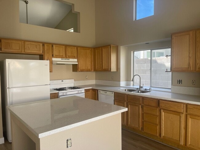 Building Photo - 2226 Crown Valley Ln