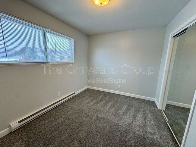 Building Photo - 1455 Catherine St