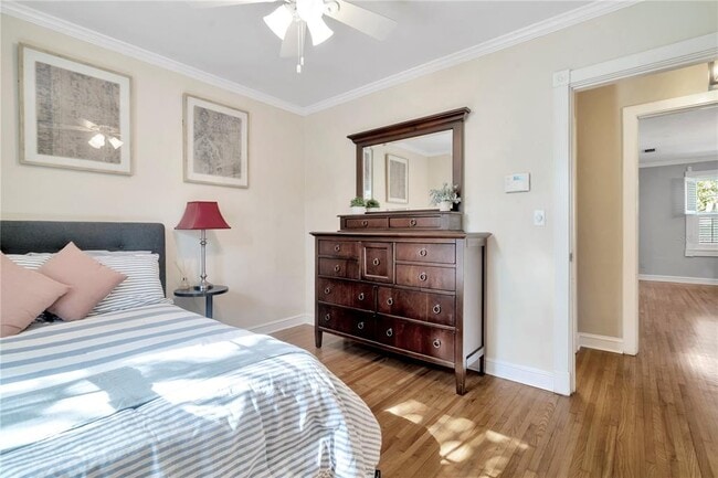 Building Photo - 3002 W Alline Ave