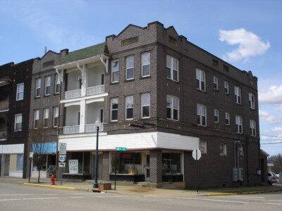 Building Photo - 66 E Main St