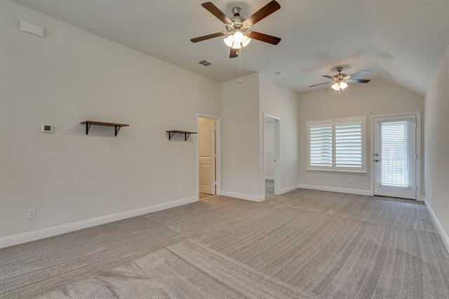 Building Photo - 2421 Belvedere Ln