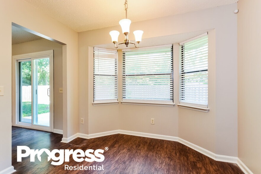 Building Photo - 2891 Sandy Beach Ln