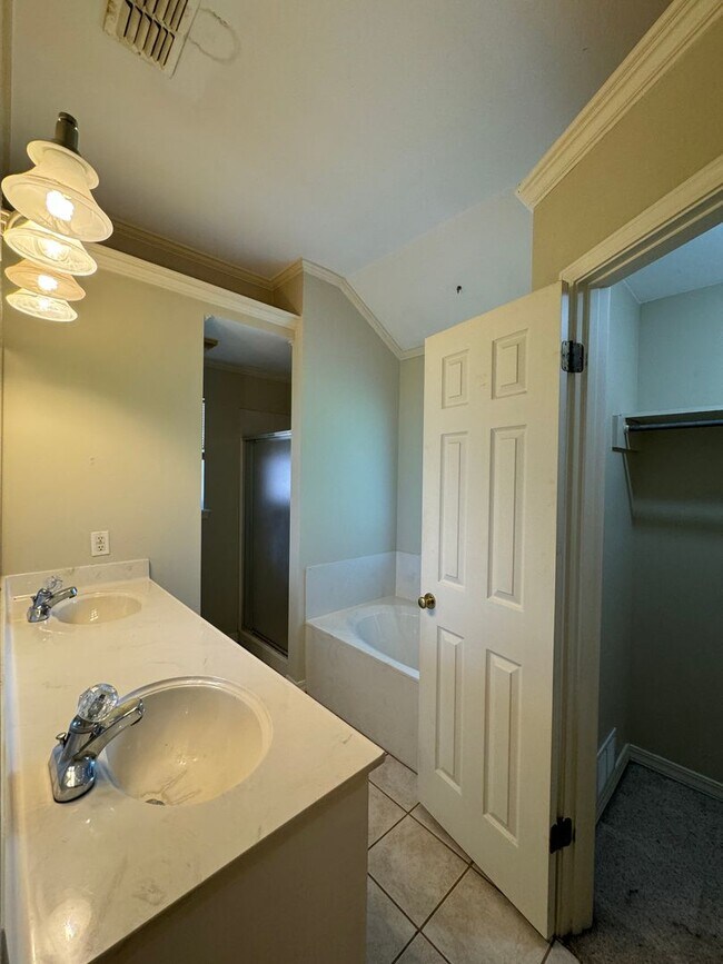 Building Photo - Rental Property in Bossier City