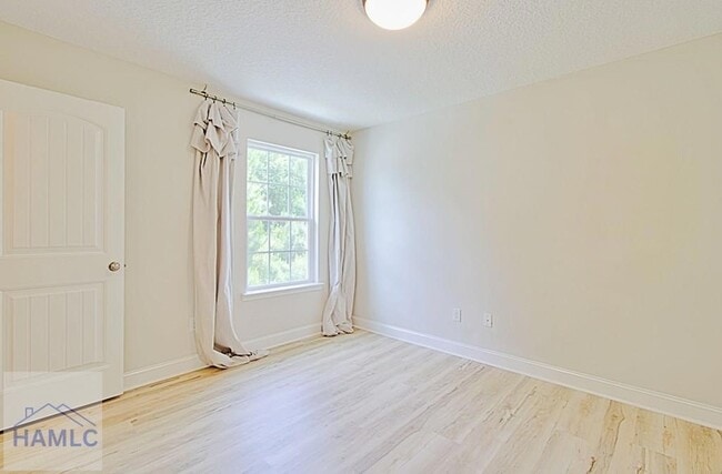 Building Photo - 1211 Cypress Fall Cir