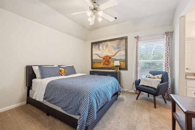 Building Photo - 15502 Stallion Point Cir