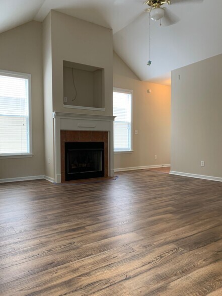 Building Photo - 1161 Misty Isle Drive