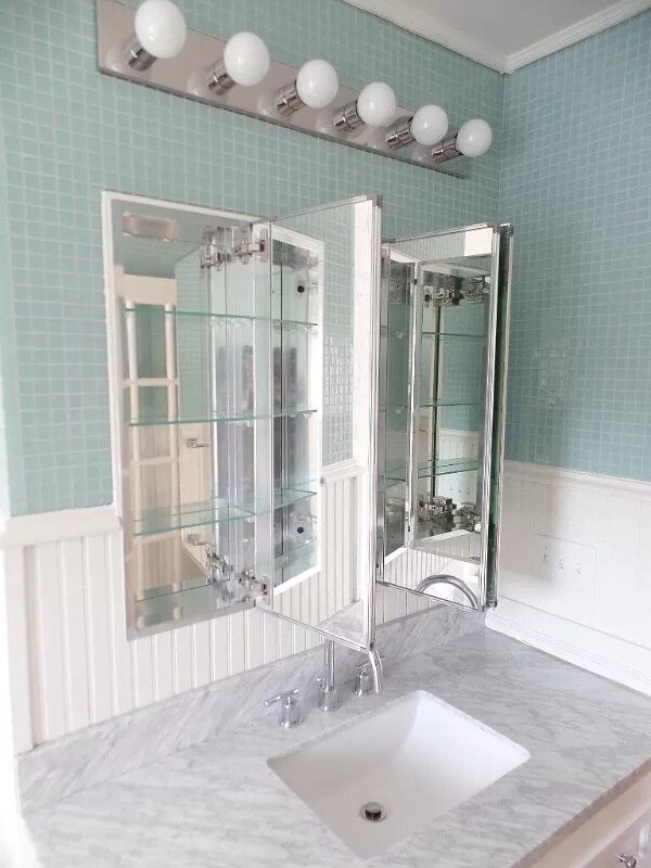 Building Photo - 1900 Columbus Ave.