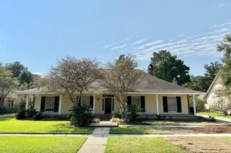 Building Photo - Home For Lease