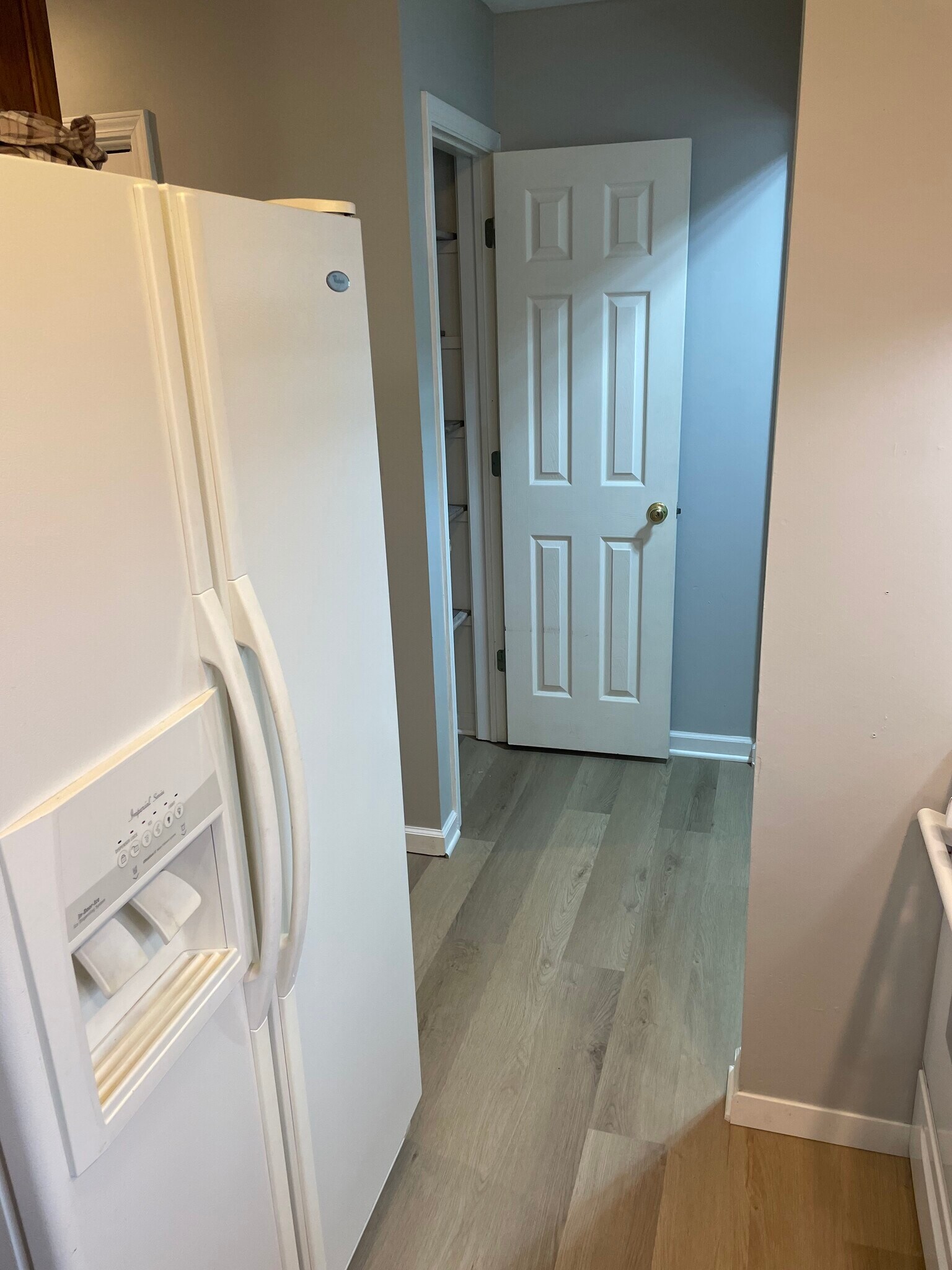 Building Photo - 630 Eugene Ct