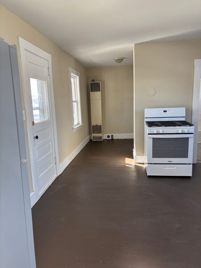 Building Photo - Lopus Lake, LLC-217 Pine Str