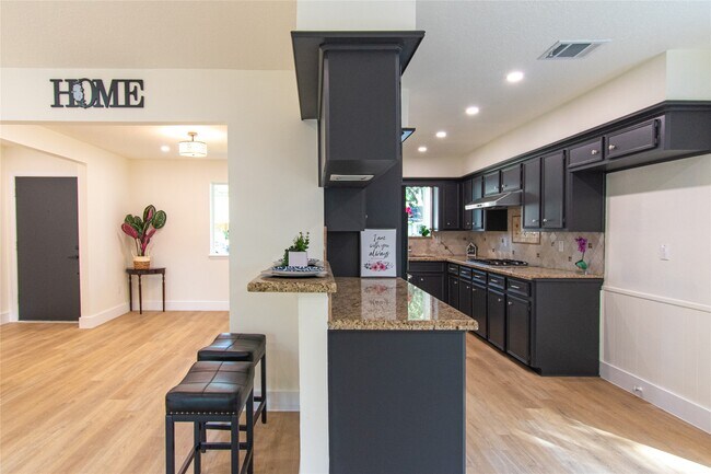 Building Photo - 822 Red Rock Canyon Dr