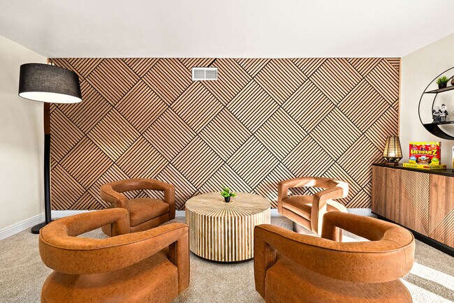 Building Photo - 632 Kenoak Dr