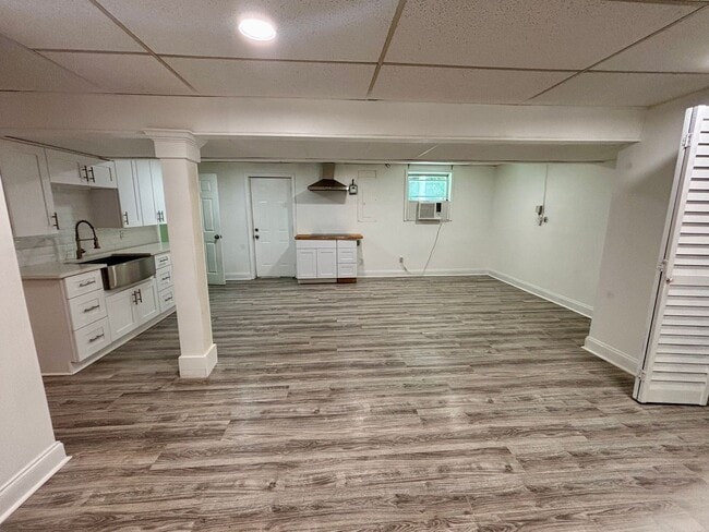 Building Photo - 2712 Sherlock Dr