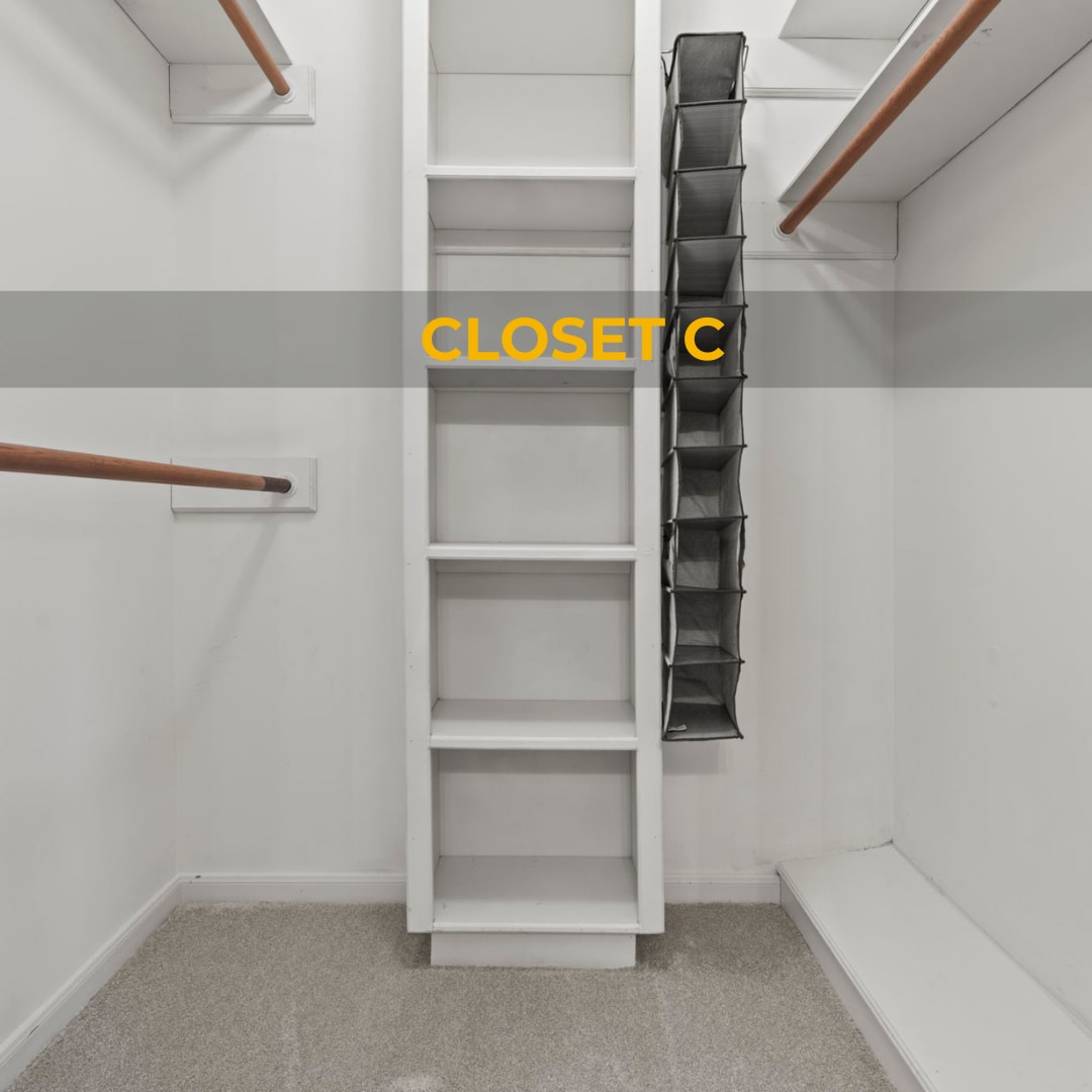 Building Photo - 16607 Brenton Oaks Dr