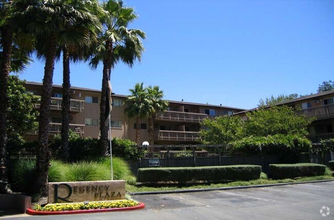 Building Photo - Regency Plaza Apartment Homes