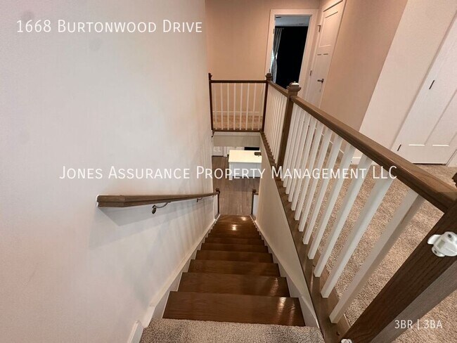 Building Photo - 1668 Burtonwood Dr