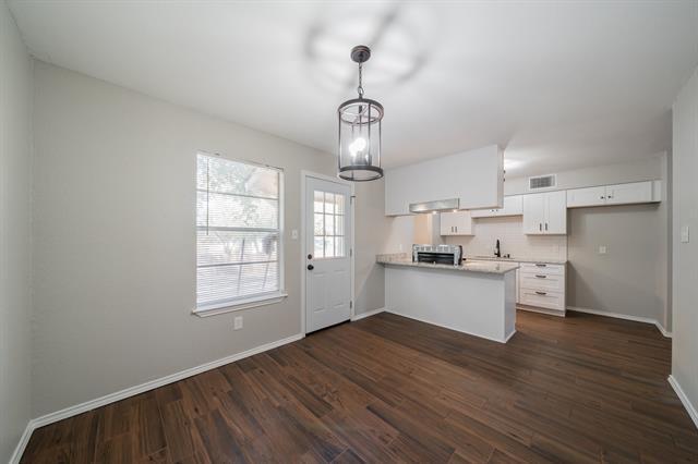 Building Photo - 3604 Biscay Dr