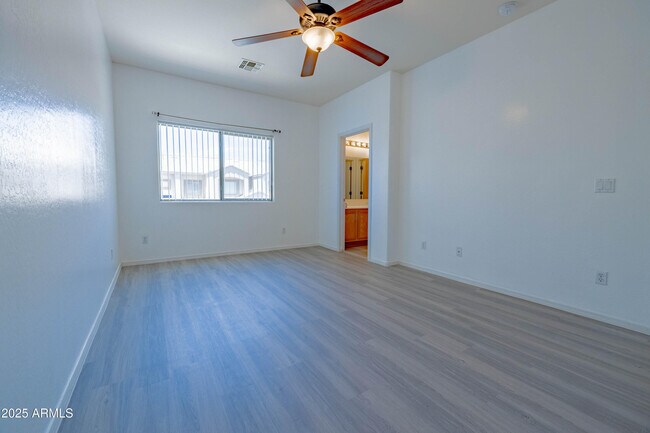 Building Photo - 2723 E Schiliro Cir