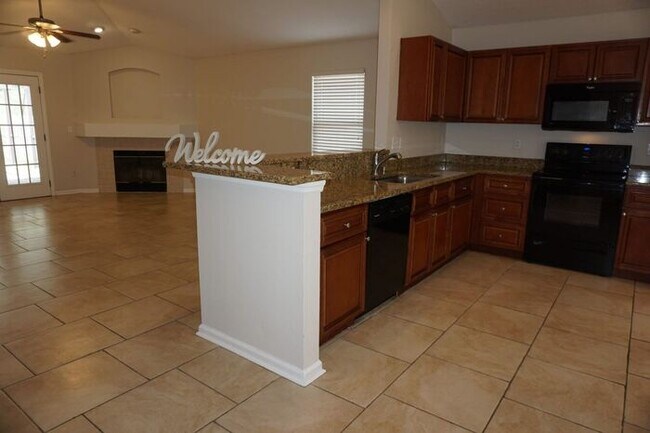 Building Photo - Julington Creek home with pool