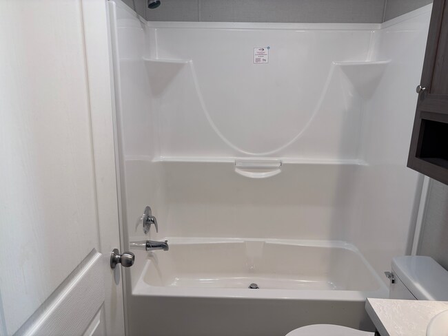 Building Photo - 37 Pansy Dr