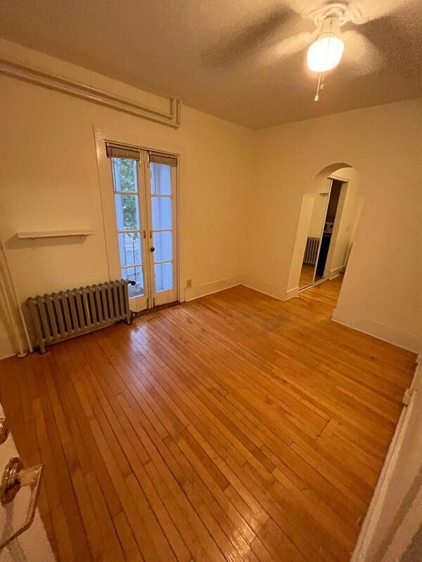 Primary Photo - 240 W Lakelawn Pl