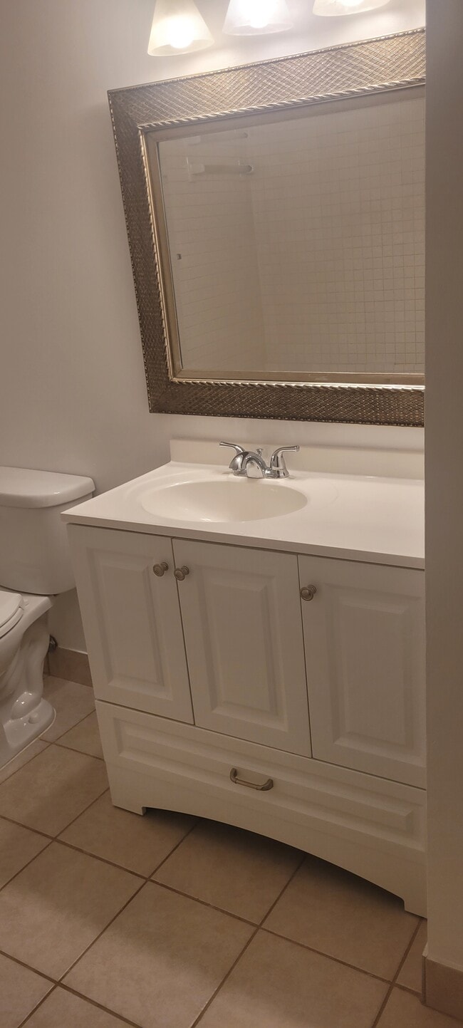 Building Photo - 3709 S George Mason Dr