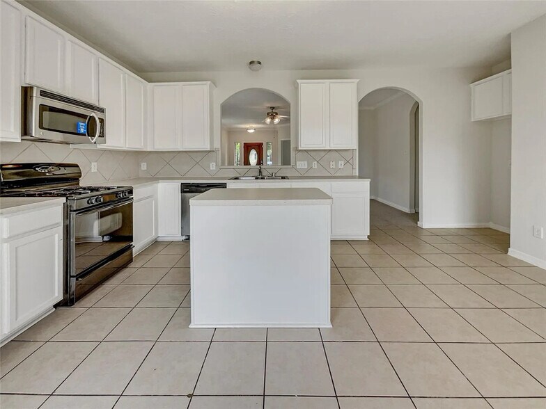 Building Photo - 23434 Goldking Cross Ct