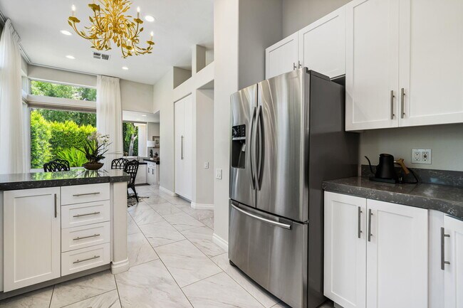 Building Photo - 44970 Olympic Ct