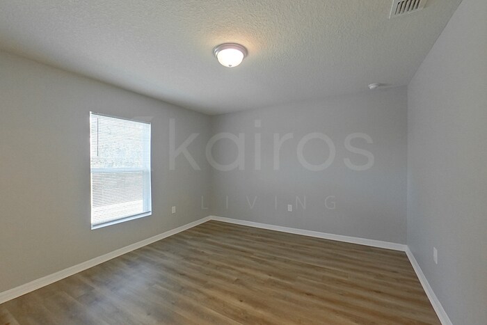 Building Photo - 2907 W Camilo Dr