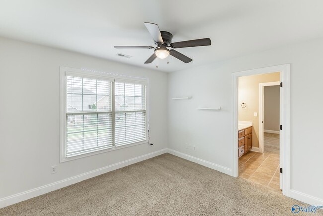 Building Photo - 126 Autumn Wind Dr