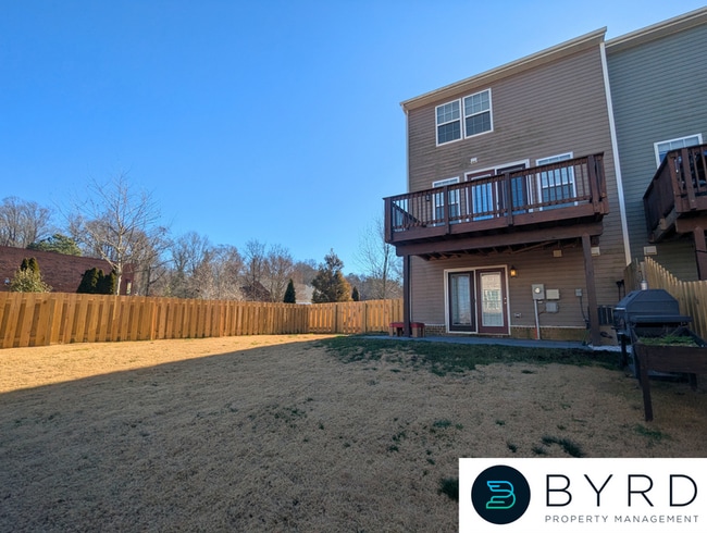 Building Photo - 1325 Claytor Ln